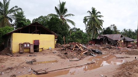 padanglawas bandang foto : Rumah Korban Banjir Bandang di Kecamatan Batang Lubu Sutam Kabupaten Padang Lawas Sumatera Utara (bas)